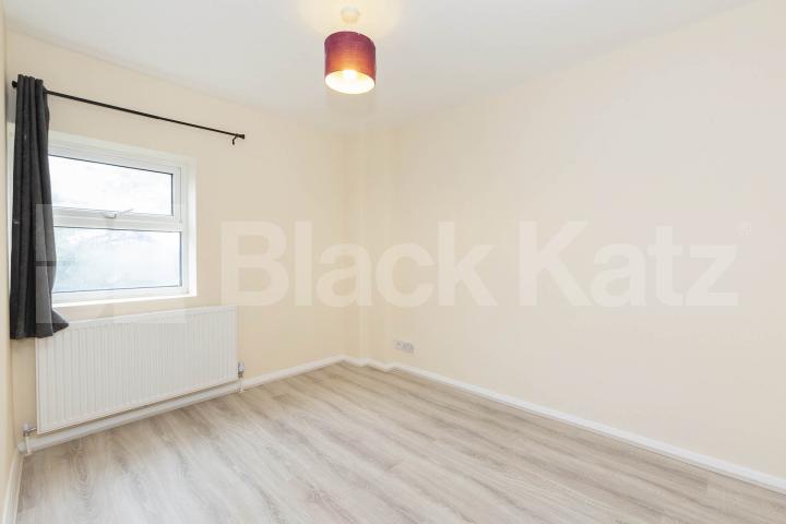 Newly refurbished 4 bed property located near Shoreditch Park Hoxton Street, Hoxton